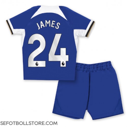 Chelsea Reece James #24 Replika babykläder Hemmaställ Barn 2023-24 Kortärmad (+ korta byxor)